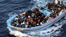 Copii morți au fost aduși de valuri pe plajele din Libia, după ce ar fi încercat să ajungă în Europa